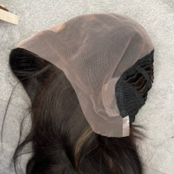 New lace front free part wig Melvina color Dark Brown with a lighter brown - Picture 9 of 10